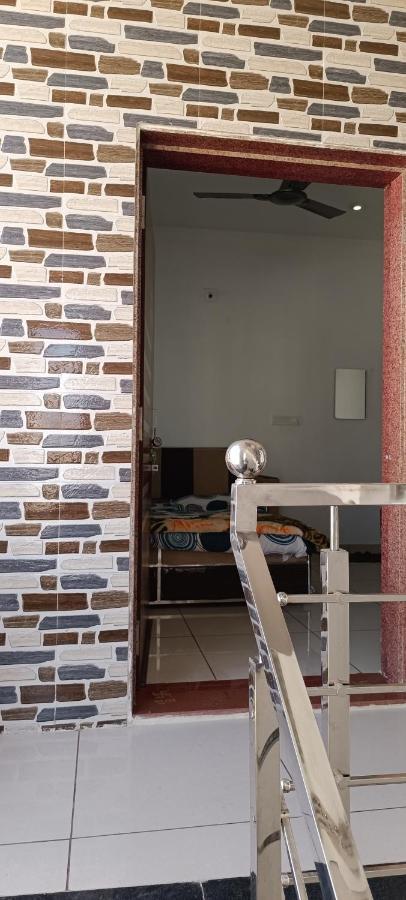 Patel Home Stay Garudeshwar Ngoại thất bức ảnh